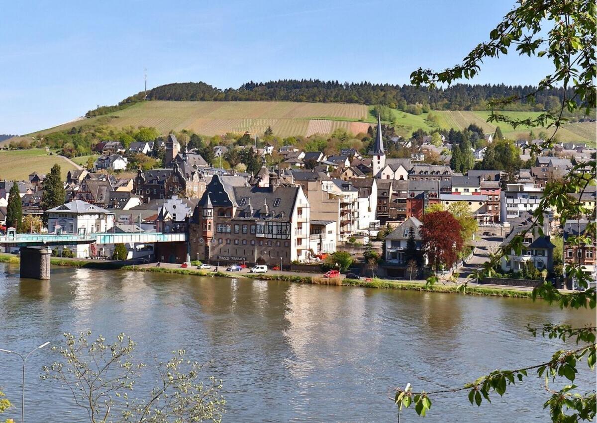 Discovair Traben-Trarbach - Ferienhaus Fuer 6 Personen Mit Netflix Apartment Exterior photo